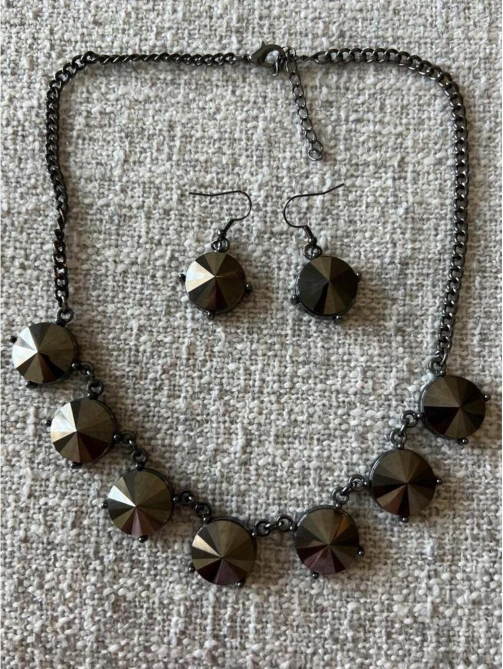 Circular Arc Necklace and Earring Set